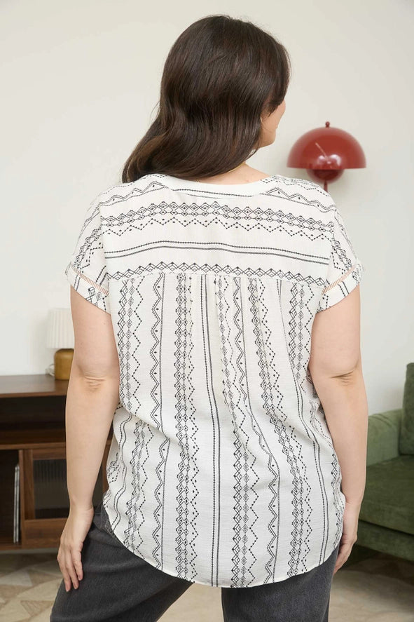 Geo Pattern Button Top