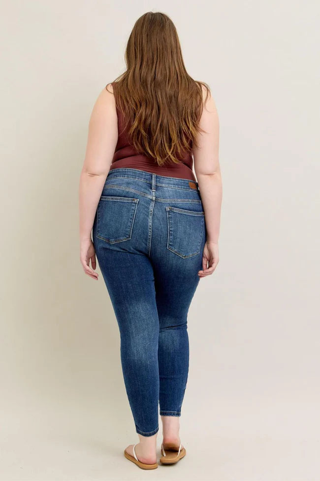 Mid Rise Skinny with Handsanding