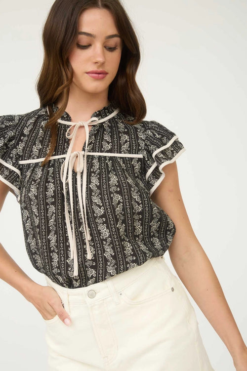 Floral Tie Front Ruffle Blouse