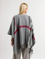 Fraas Plaid Ruana