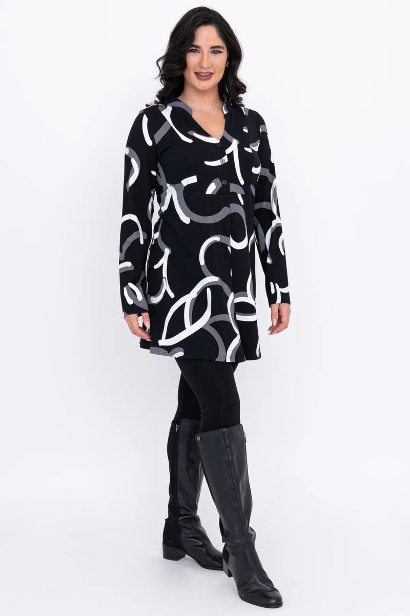 Edwina Tunic - BW Focus