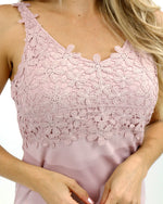 Floral Lace Tank Top - Dusty Pink