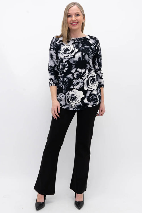 Tina Sweater - Black Rose
