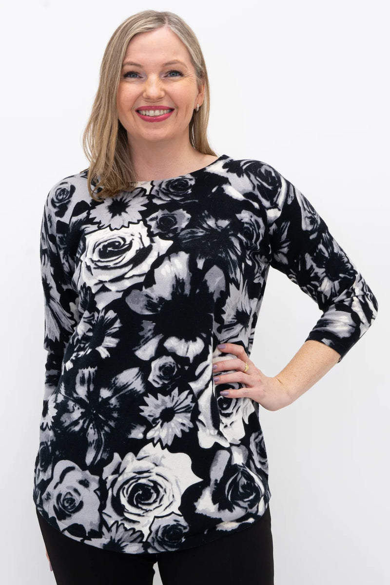 Tina Sweater - Black Rose