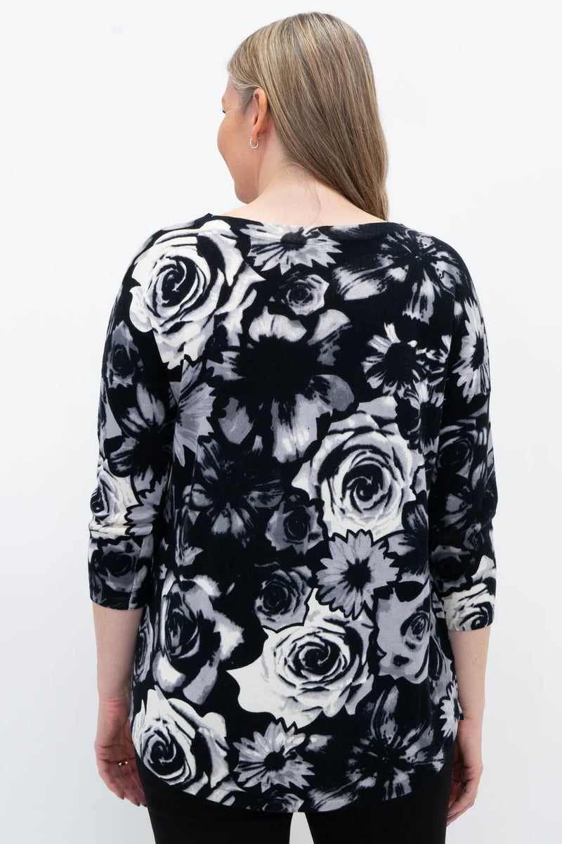 Tina Sweater - Black Rose