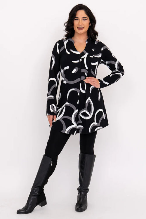 Edwina Tunic - BW Focus