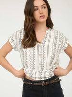 Geo Pattern Button Top