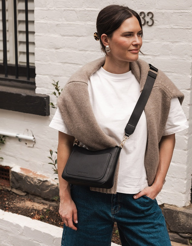 Linda Crossbody
