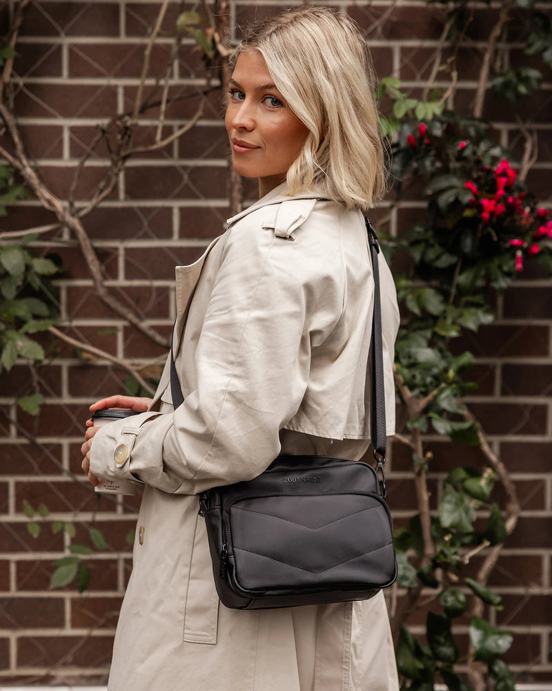 London Crossbody *SAMPLE SALE PRE-ORDER 25% off*