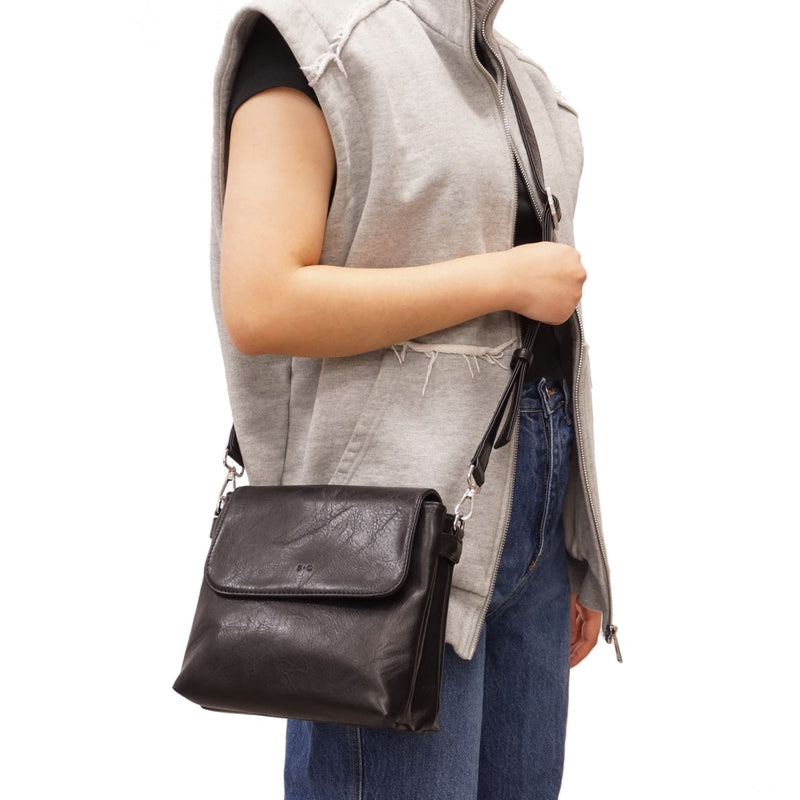 Aura Crossbody